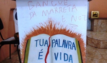 Bando rouba igreja em Manaus e fazem pichações e desenhos obscenos no altar