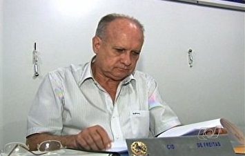 Projeto de lei quer acabar com salário de vereadores em Santa Helena, GO