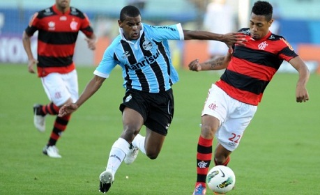 Grêmio derrotou o Flamengo por 2 a 0 em Porto Alegre