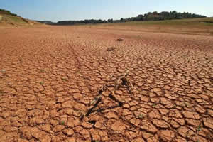 Seca leva Chile a discutir uso da água no país e declarar estado de emergência no Norte