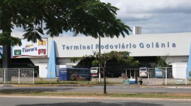 Teto desaba na praça da  área central do Araguaia Shopping em Goiânia