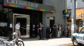 Quatro ladrões surdos-mudos são presos ao tentar assaltar um banco na Argentina