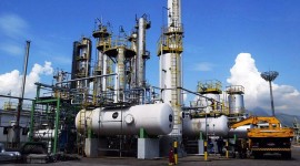 Petrobrás vai à China para evitar atraso na produção. Fornecedor local reclama