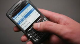 Anatel diz que operadoras de celular não atingiram metas sobre conexão à internet