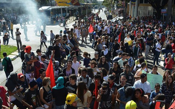 Mais de 65 mil pessoas confirmaram no Facebook a presença no protesto de quinta-feira(20) em Goiânia